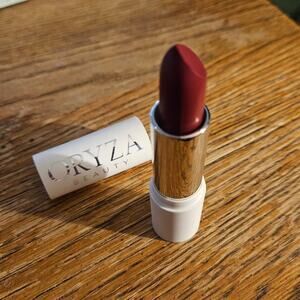 NEW! ORYZA Beauty Velvet Ribbon Lipstick Opus ~ Rich Winter Berry Tone